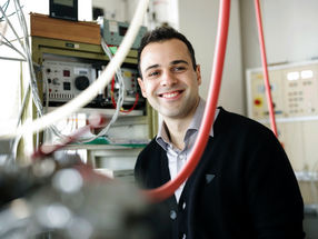 New hybrid materials as efficient thermoelectrics