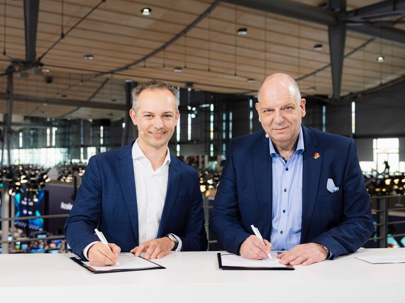 Siemens and TURN2X join forces to scale up green energy production - Partnership directly contributes to expanding the availability of green energy alternatives