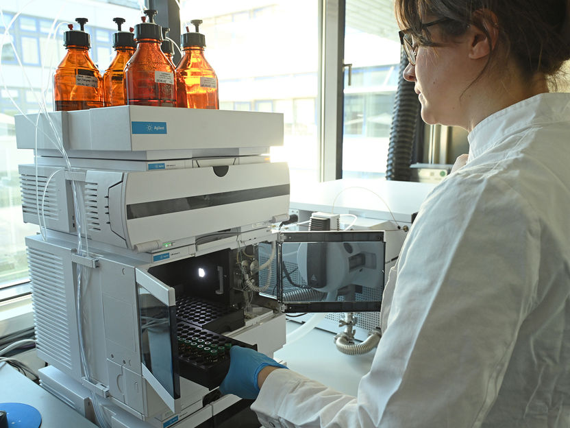 No data, no risk? - How the monitoring of chemicals in the environment shapes the perception of risks