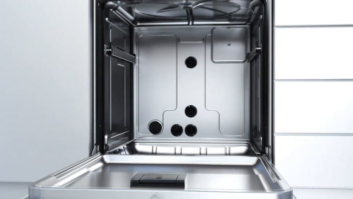 Powerful, safe, flexible: Compact lab washers with intelligent wash system
